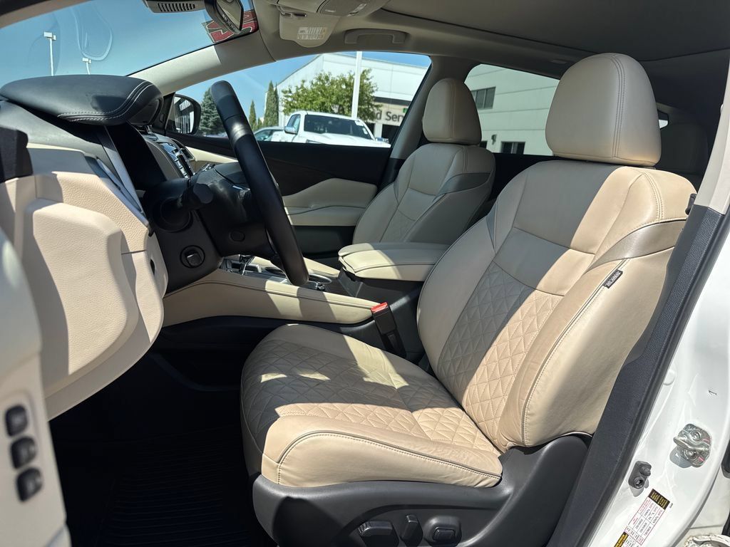 Used 2020 Nissan Murano Platinum AWD/4WD image 13