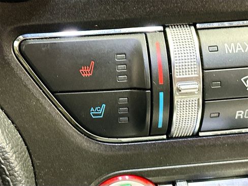 Used 2015 Ford Mustang GT Premium image 20