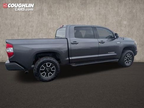 Used 2019 Toyota Tundra Limited w/ Limited Premium Package image 8