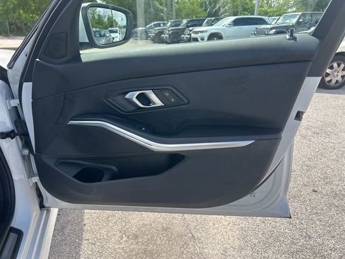 Used 2025 BMW 330i xDrive Sedan image 27