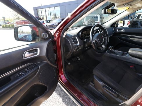 Used 2019 Dodge Durango SXT w/ 3rd Row Seating Group image 10