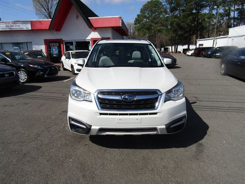 Used 2017 Subaru Forester 2.5i Premium w/ Popular Package #2A image 2