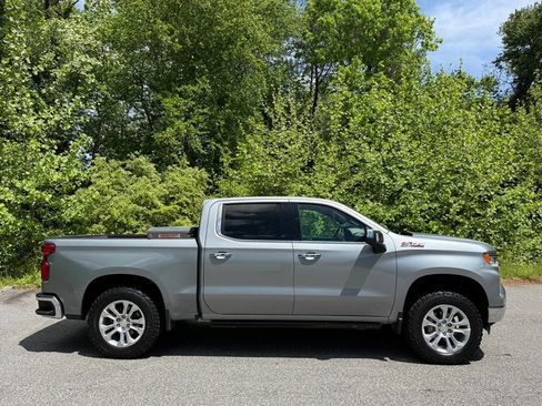 Used 2024 Chevrolet Silverado 1500 LTZ AWD/4WD image 5