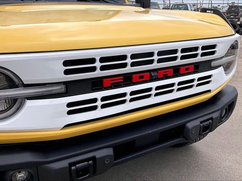 Used 2024 Ford Bronco Heritage Edition AWD/4WD image 32