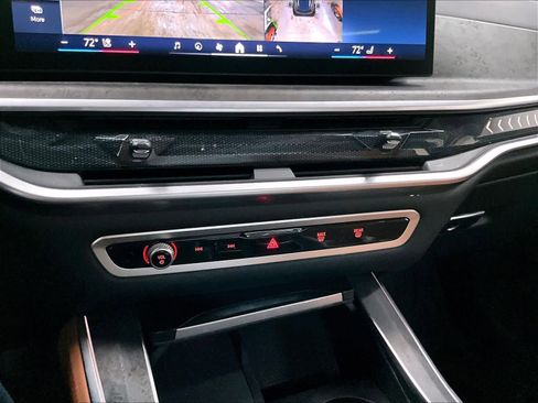 Used 2024 BMW X5 xDrive40i w/ Premium Package image 34