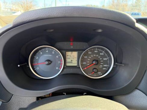 Used 2014 Subaru Crosstrek 2.0i Premium image 10