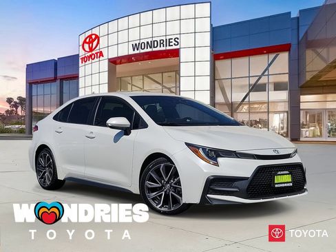 Used 2020 Toyota Corolla SE w/ Carpet Mat Package (TMS) image 1