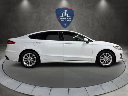 Used 2020 Ford Fusion SE image 6