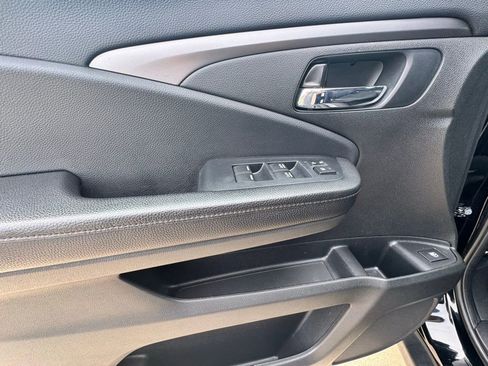 Used 2021 Honda Passport Sport image 14