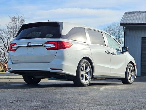 Used 2018 Honda Odyssey EX image 3