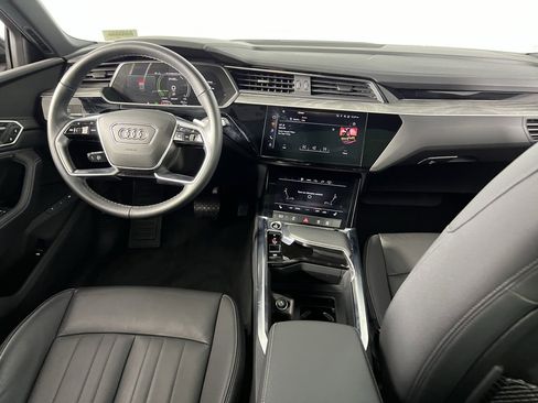 Used 2023 Audi e-tron Premium w/ Convenience Plus Package image 13