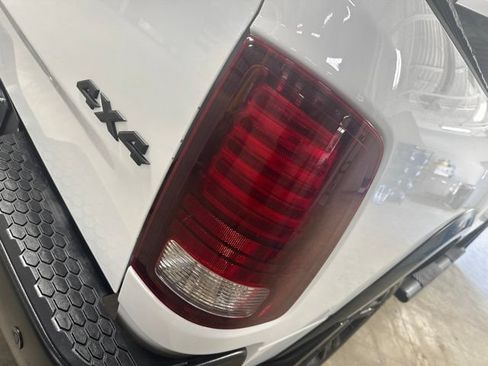 Used 2022 RAM 1500 Warlock AWD/4WD image 7