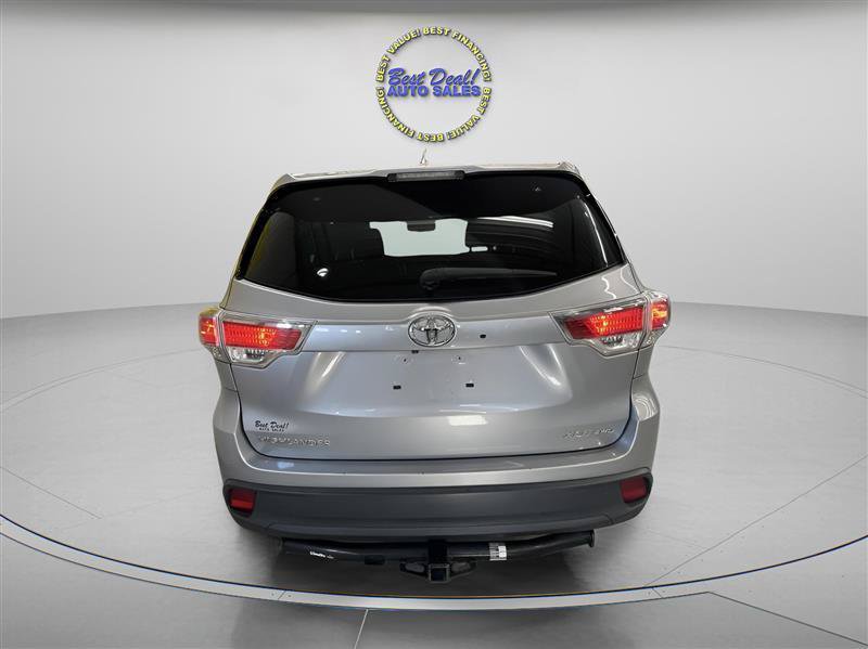 Used 2015 Toyota Highlander XLE AWD/4WD image 5