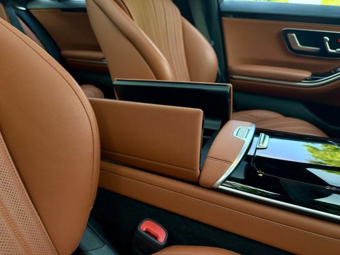 Used 2022 Mercedes-Benz S 580 4MATIC Sedan image 33