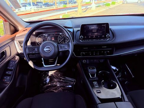 Certified 2023 Nissan Rogue S image 16