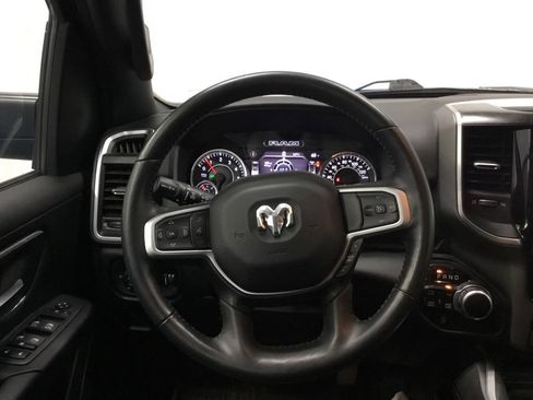 Used 2022 RAM 1500 Big Horn AWD/4WD image 39