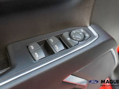 Used 2023 Chevrolet Silverado 1500 LT AWD/4WD image 17
