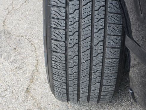 Used 2025 Ford F150 STX w/ Equipment Group 200A RWD image 11