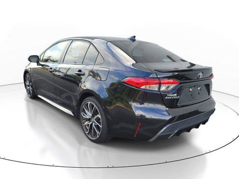 Certified 2022 Toyota Corolla SE FWD image 4