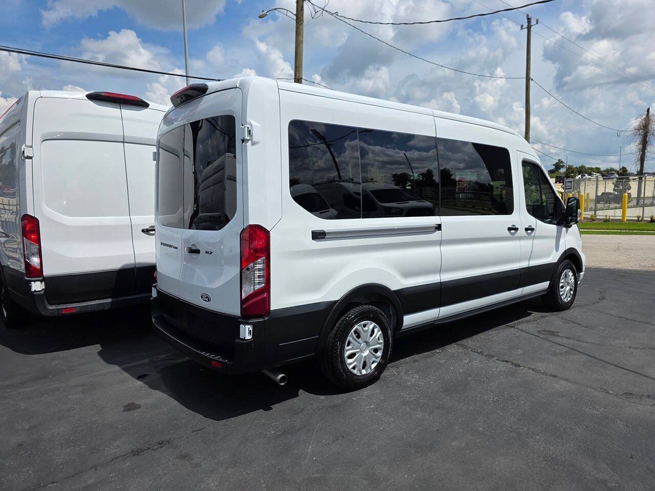 Used 2026 Ford Transit 350 XLT RWD image 6