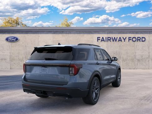 New 2026 Ford Explorer ST-Line w/ ST-Line Street Pack RWD image 8