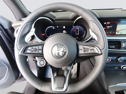 New 2025 Alfa Romeo Stelvio Sprint w/ Convenience Package image 30