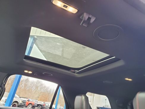 Used 2018 Ford Explorer Sport w/ Equipment Group 401A image 28