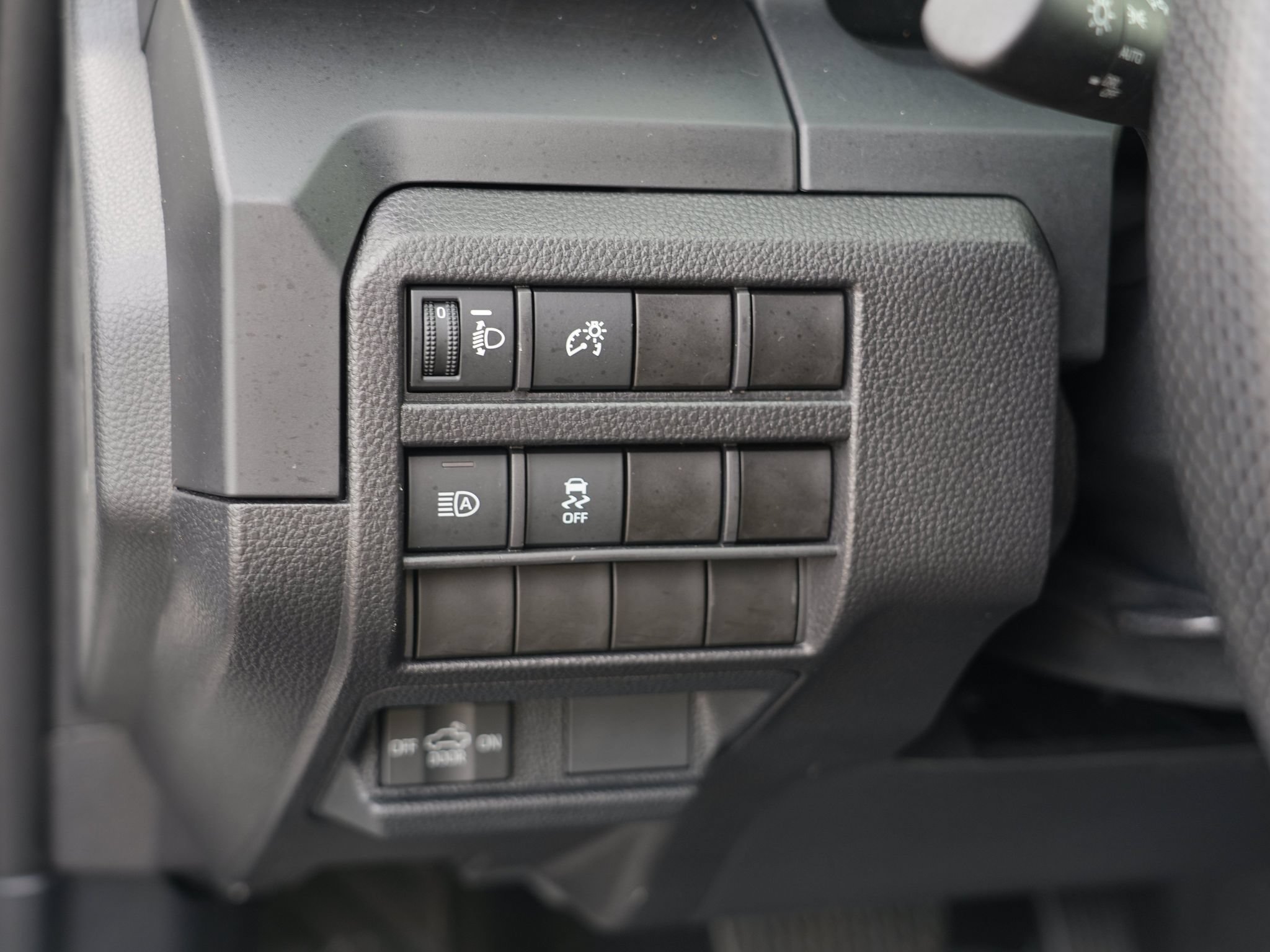 Used 2025 Toyota Tacoma SR RWD image 16