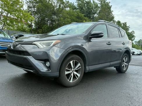 Used 2017 Toyota RAV4 XLE w/ Carpet Mat Package AWD/4WD image 1