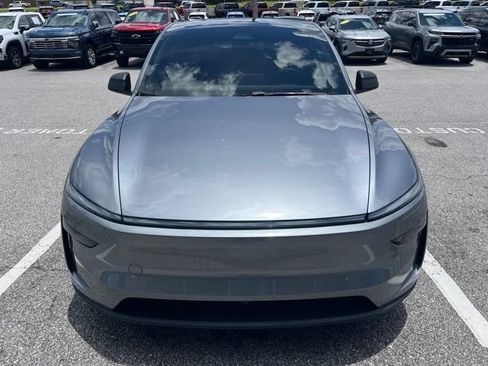 Used 2026 Tesla Model Y AWD image 3