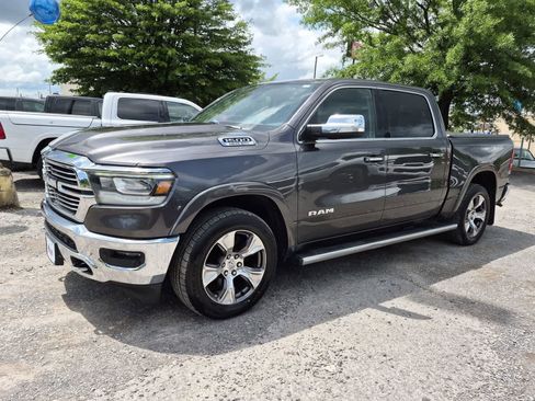 Used 2020 RAM 1500 Laramie AWD/4WD image 4