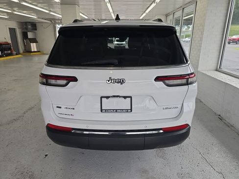 Used 2022 Jeep Grand Cherokee L Limited AWD/4WD image 4