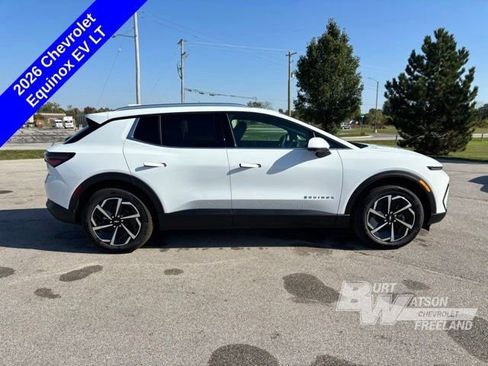 New 2026 Chevrolet Equinox EV LT image 7