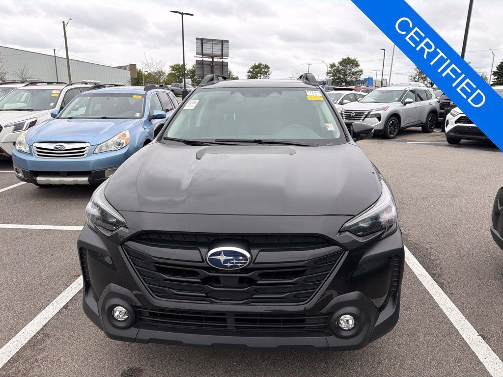 Used 2025 Subaru Outback Onyx Edition AWD/4WD image 8