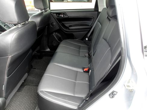 Used 2018 Subaru Forester 2.5i Touring image 10