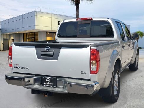 Used 2020 Nissan Frontier SV RWD image 7