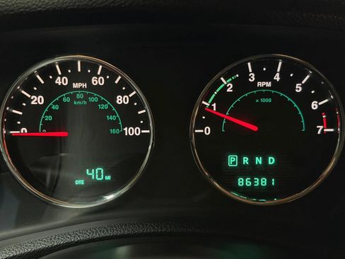 Used 2012 Jeep Wrangler Unlimited Sport AWD/4WD image 32