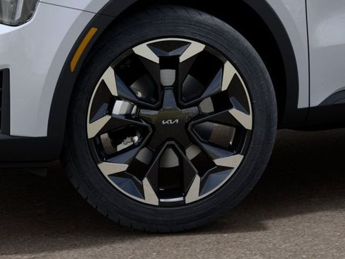 New 2026 Kia Sorento EX FWD image 9