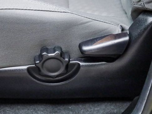 Used 2023 Toyota Tacoma SR image 21