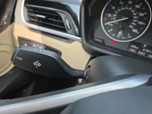 Used 2018 BMW X1 sDrive28i FWD image 21