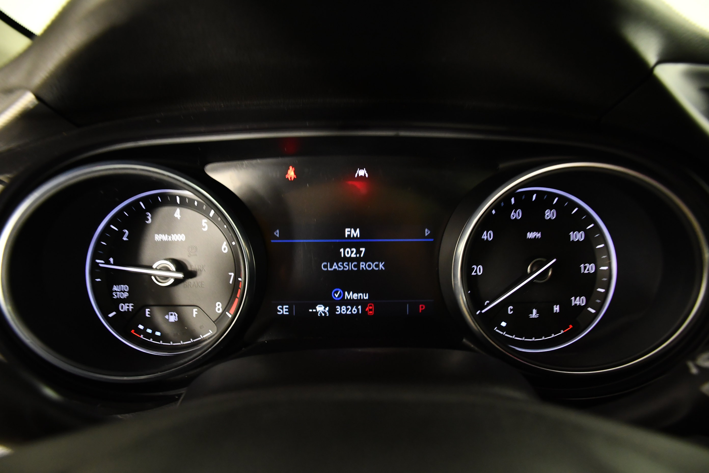 Used 2022 Buick Encore GX Essence w/ Advanced Technology Package FWD image 17