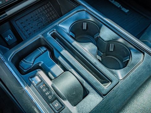 Used 2023 Ford F150 Lariat w/ Equipment Group 502A High image 41