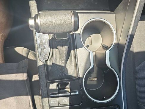 Used 2023 Kia K5 LXS image 29