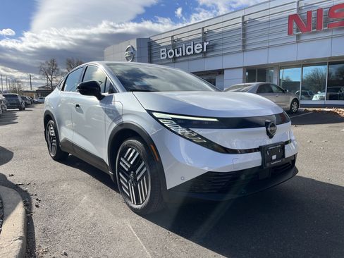 New 2026 Nissan Leaf SV+ image 2