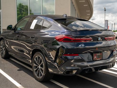 Used 2023 BMW X6 xDrive40i w/ M Sport Package AWD/4WD image 18