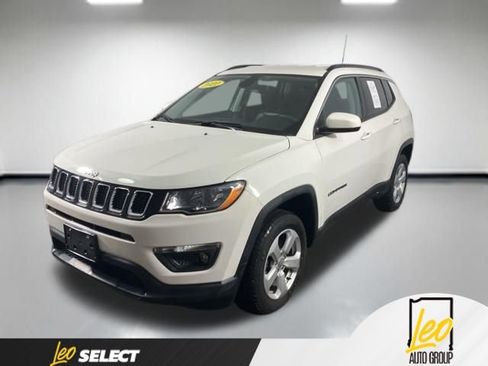 Used 2021 Jeep Compass Latitude AWD/4WD image 1