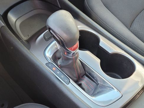 Used 2021 Chevrolet Malibu RS image 24