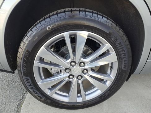 Certified 2024 Cadillac XT6 Premium Luxury w/ Technology Package image 18