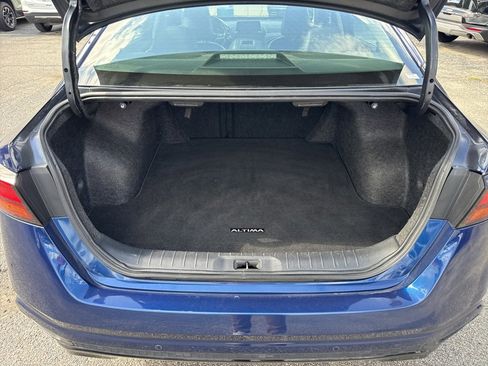 Used 2023 Nissan Altima 2.5 SR image 17
