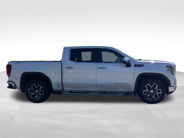 Used 2023 GMC Sierra 1500 SLT w/ SLT Premium Plus Package AWD/4WD image 4